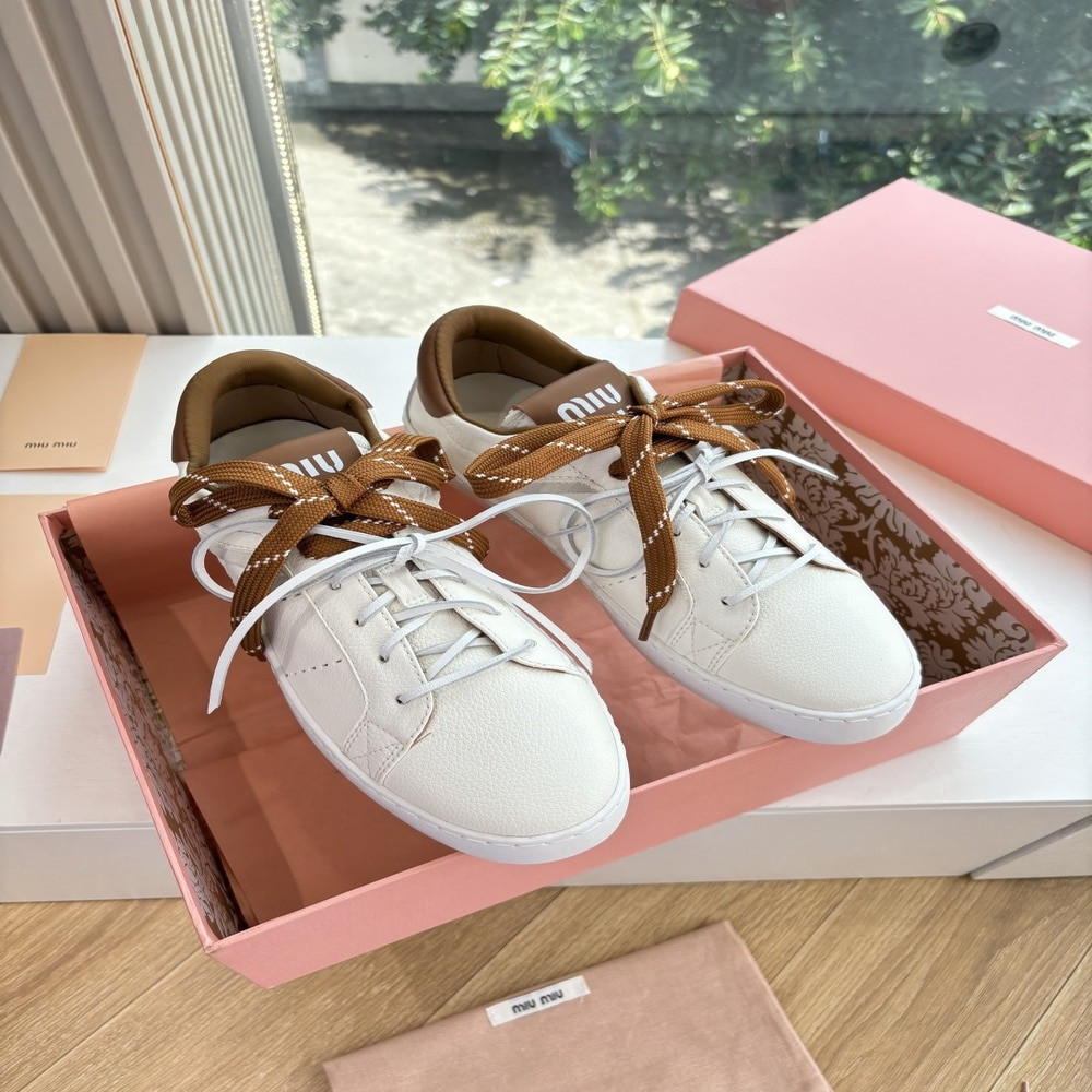 미우미우 25FW 플랫폼 쿠키솔 화이트 스니커즈