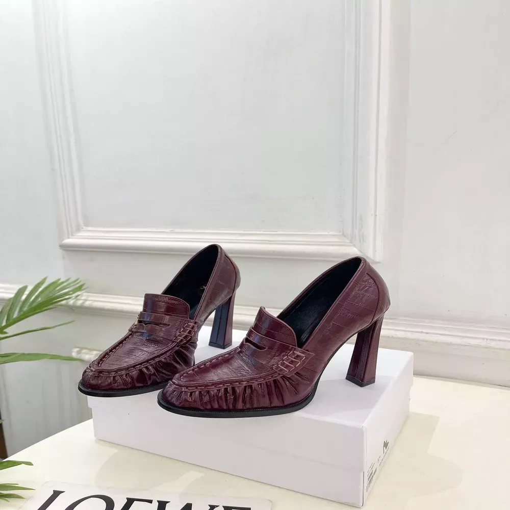 입생로랑 르로퍼 주름장식 장어가죽 하이힐 로퍼