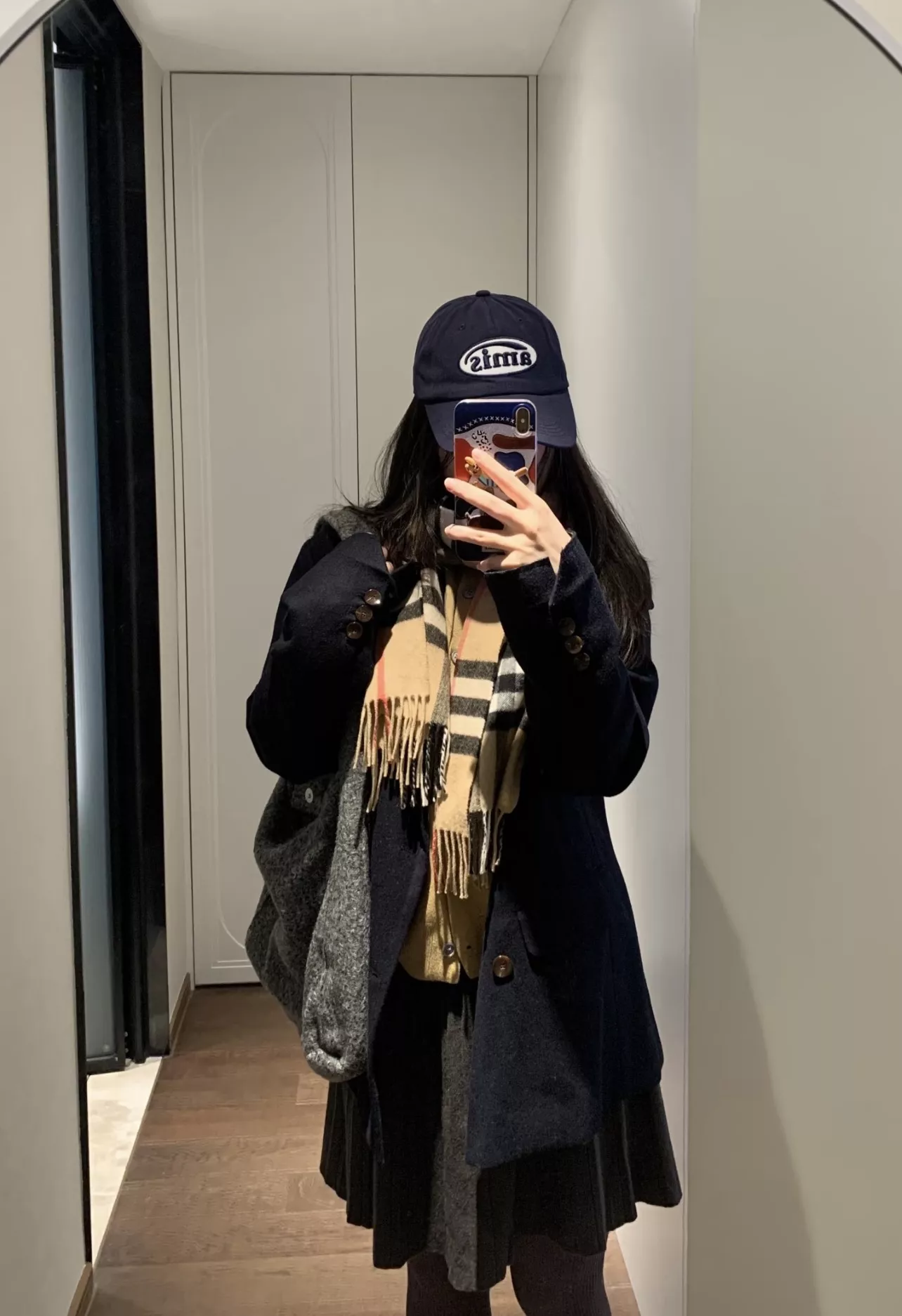 버버리 단면 격자 프린지 캐시미어 스카프 상세 이미지 11