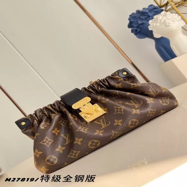 루이비통 모노그램 포쉐트 슬링 체인 미니백