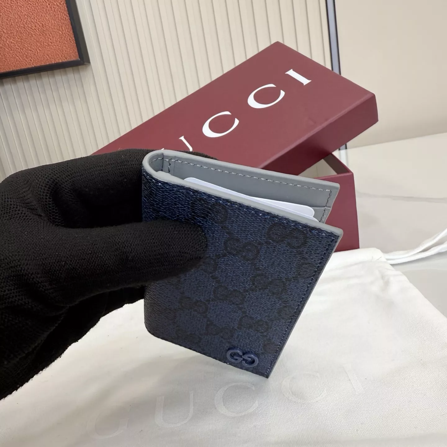 구찌 GG 수프림 롱 카드홀더 상세 이미지 8