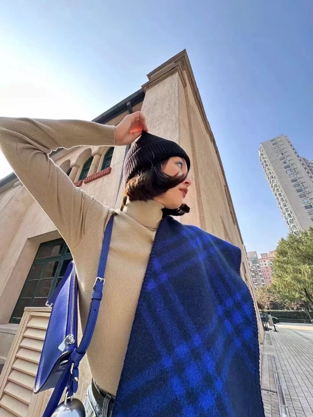 버버리 블루 체크 울 머플러 상세 이미지 9