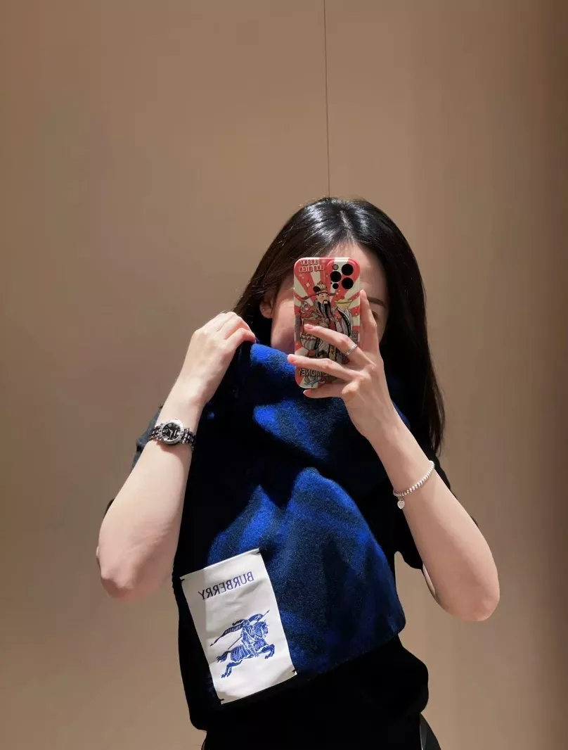 버버리 블루 체크 울 머플러 상세 이미지 12