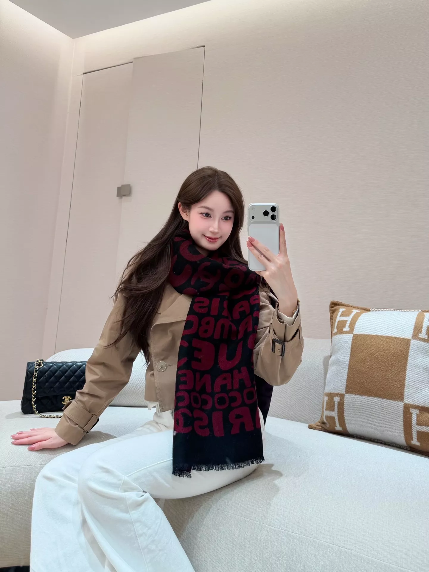 샤넬 컬러 로고 그라데이션 스카프 상세 이미지 12
