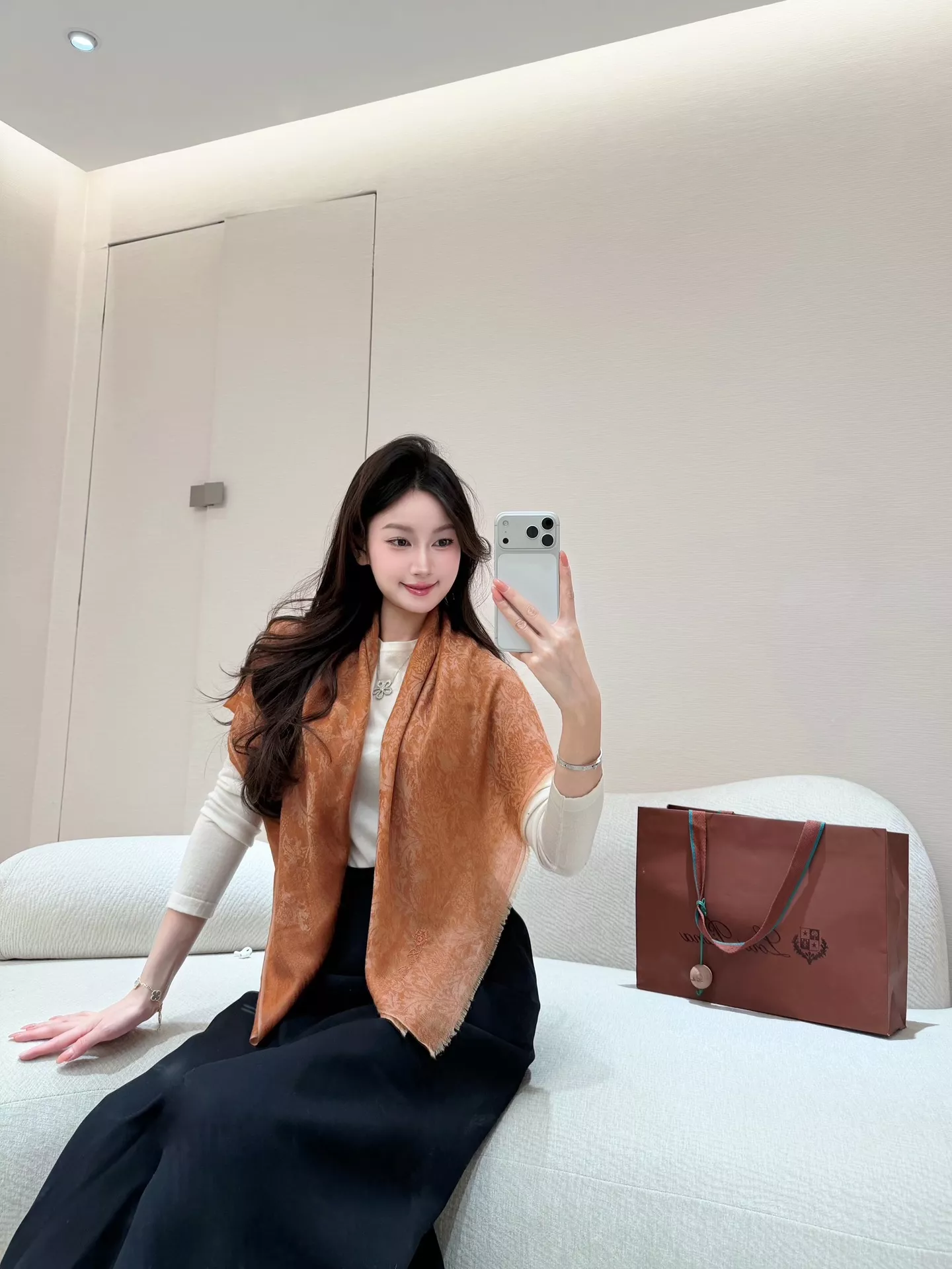 로로피아나 자카드 링 캐시미어 숄 상세 이미지 12