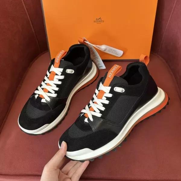 에르메스 리더 스니커즈