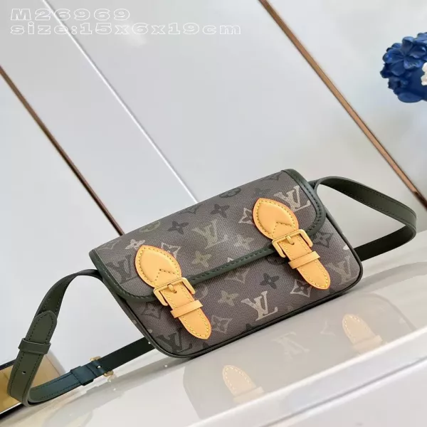 루이비통 모노그램 서플러스 새첼 미니 플랩 백