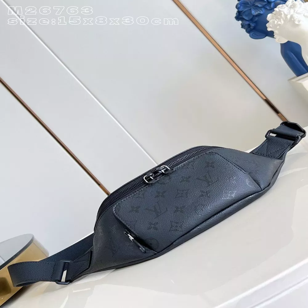 루이비통 러쉬 모노그램 미드나잇 코팅 캔버스 벨트백