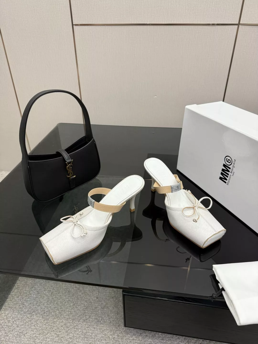메종마르지엘라 MM6 빈티지 스퀘어토 리본 디테일 뮬 힐 상세 이미지 4