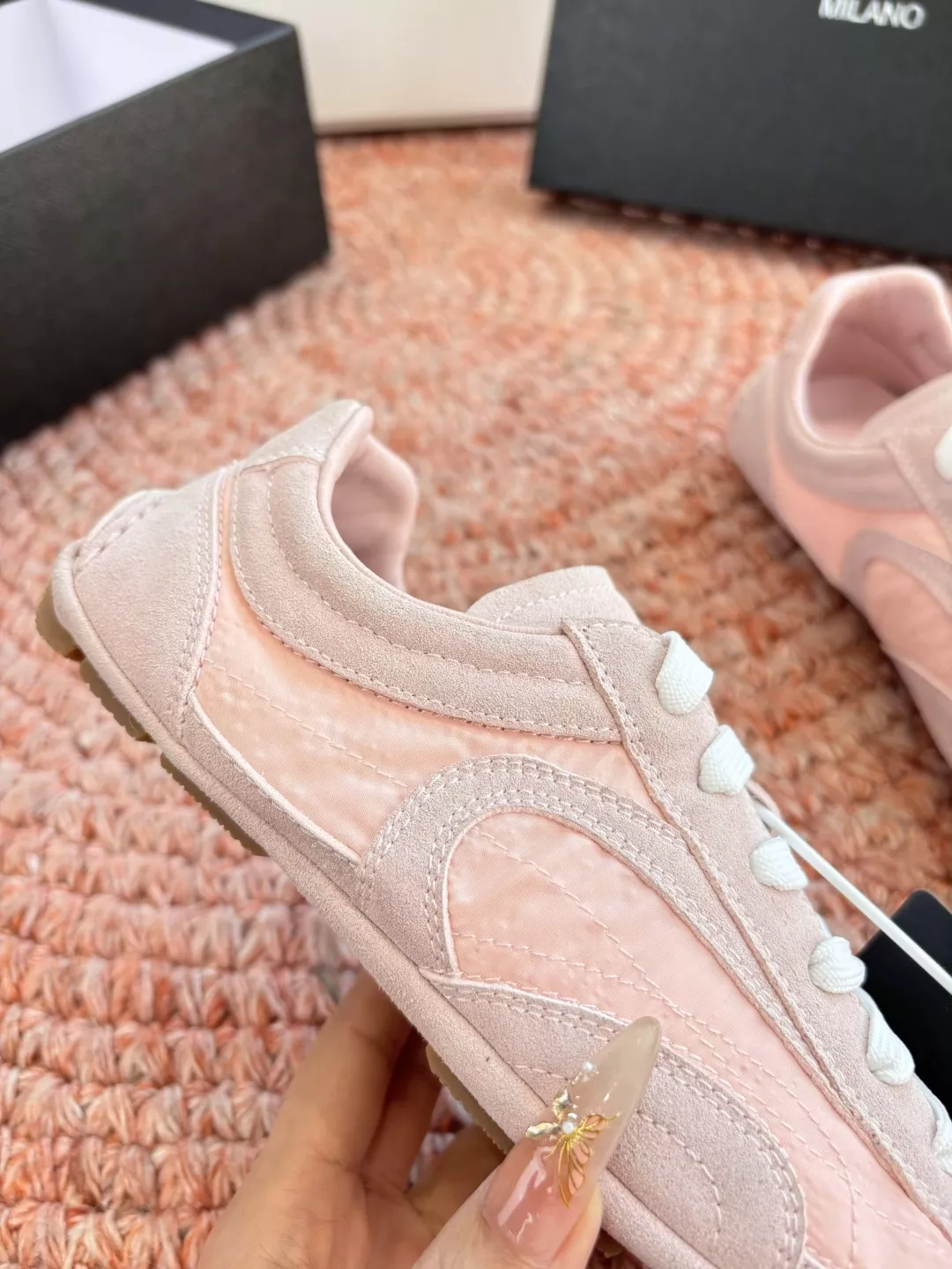 프라다 26SS 신상 레이스업 캐주얼 슈즈 상세 이미지 9