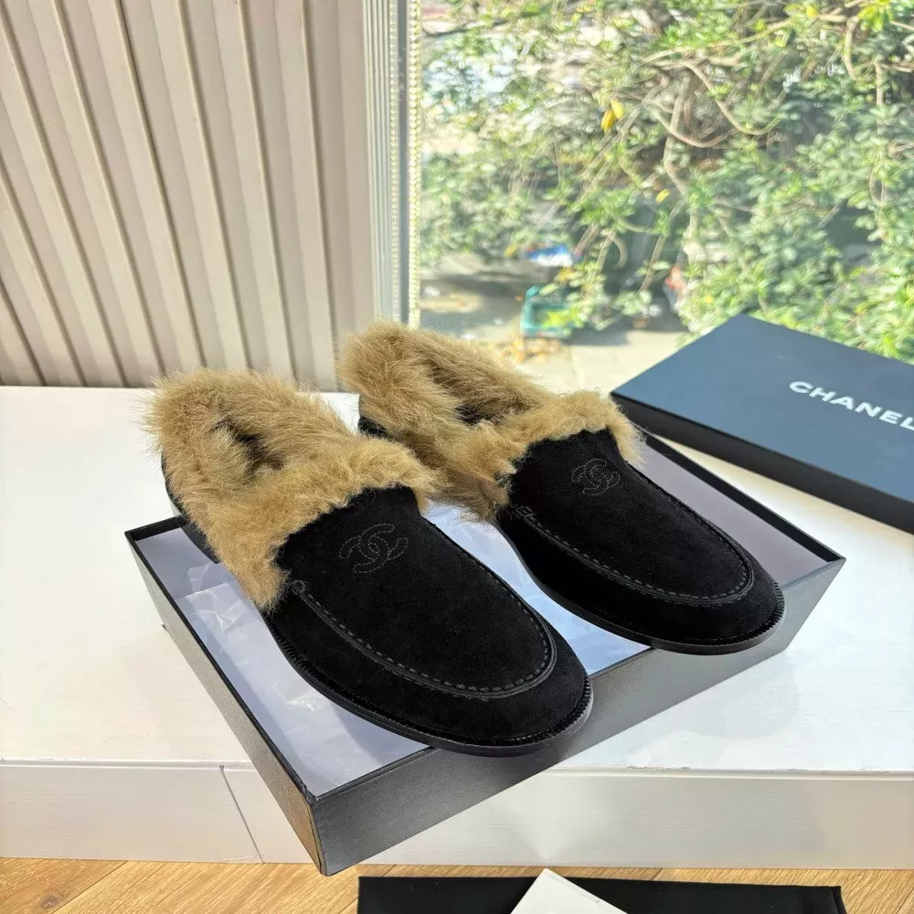 샤넬 더블C 로고 빈티지 무드 메리제인 로퍼 슈즈