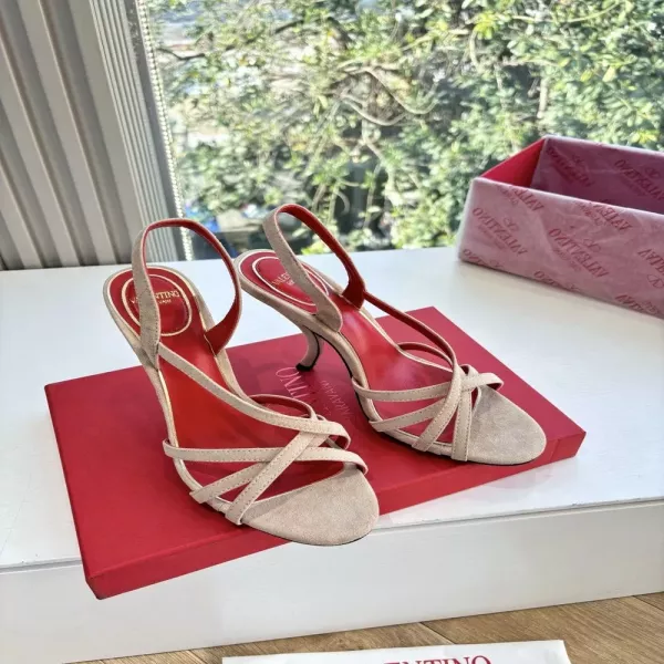 발렌티노 V로고 시그니처 클래식 스트랩 샌들