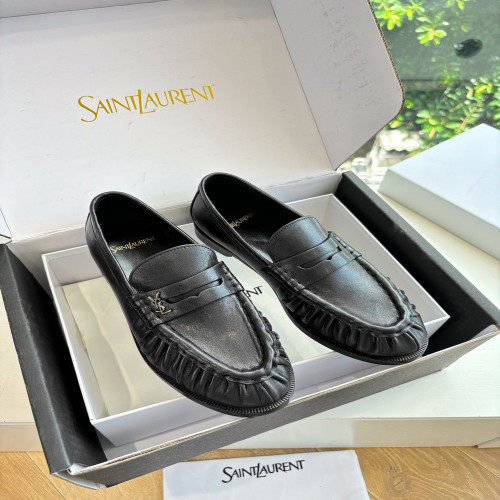 입생로랑 YSL 스몰 로고 로퍼 뮬