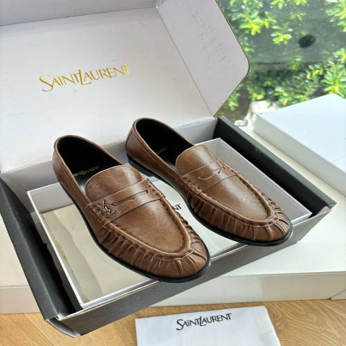 입생로랑 YSL 스몰 로고 로퍼형 뮬