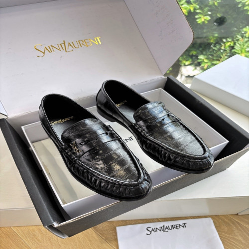 입생로랑 YSL 스몰 로고 로퍼 블로퍼