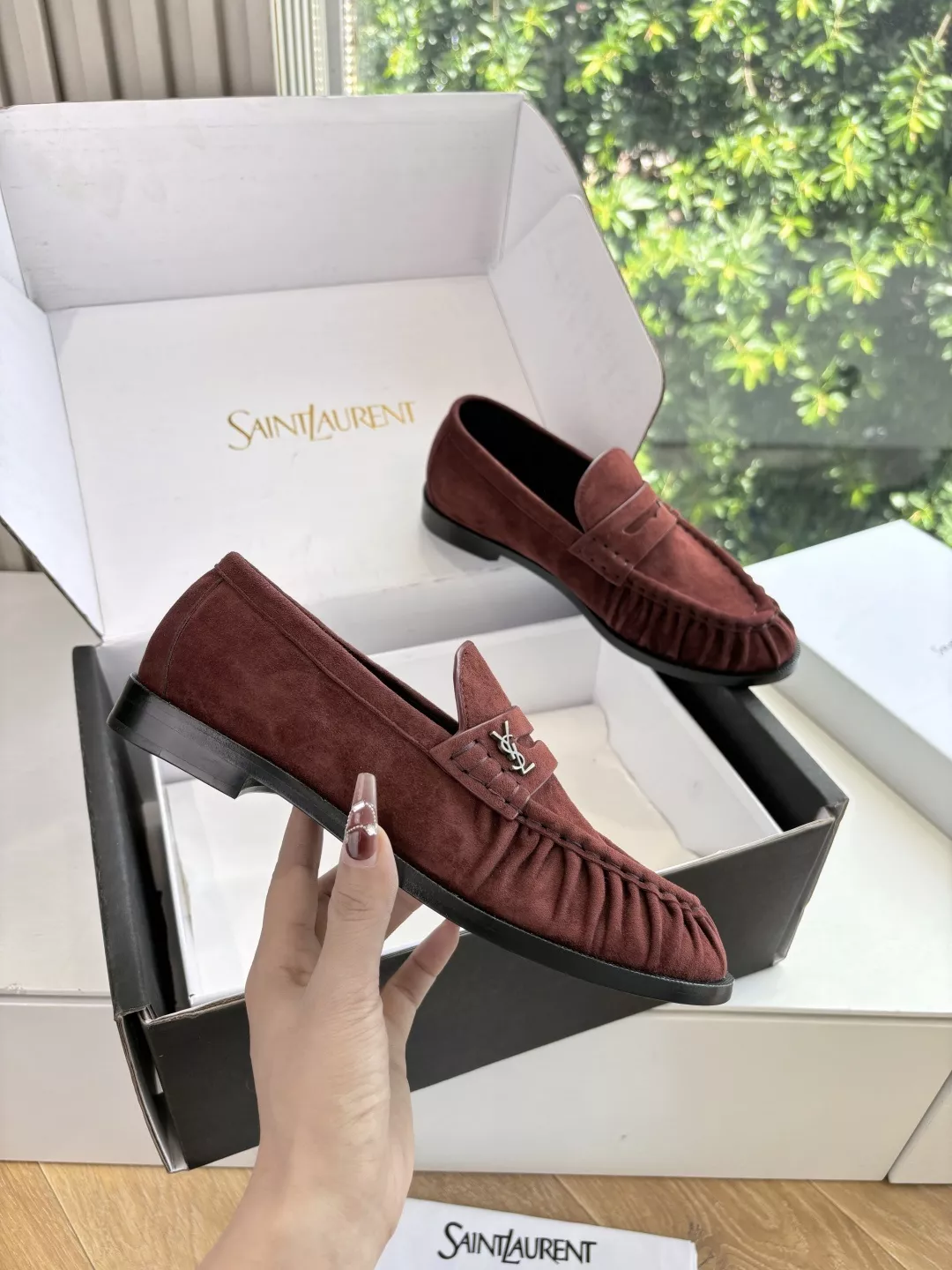 입생로랑 YSL 스몰 로고 로퍼 상세 이미지 3