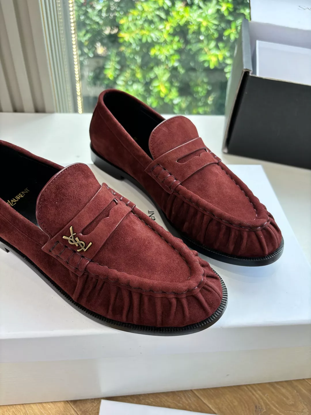 입생로랑 YSL 스몰 로고 로퍼 상세 이미지 8