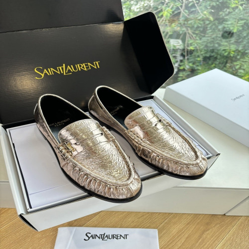 입생로랑 YSL 스몰 로고 로퍼 뮬