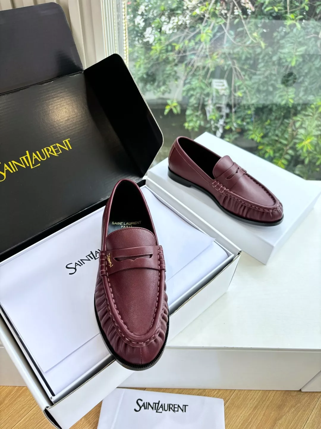 입생로랑 YSL 스몰 로고 로퍼 뮬 상세 이미지 2