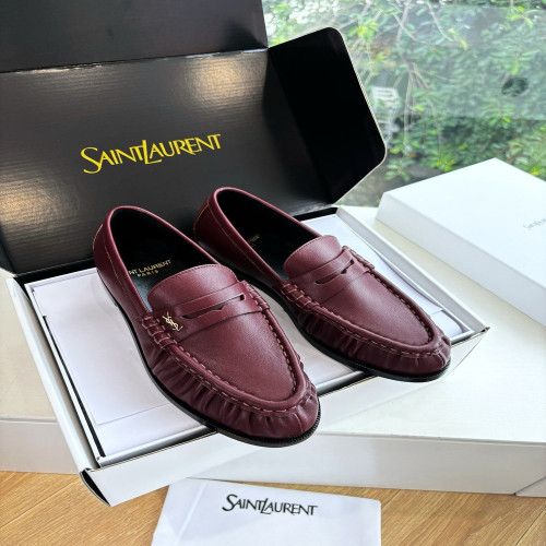 입생로랑 YSL 스몰 로고 로퍼 뮬
