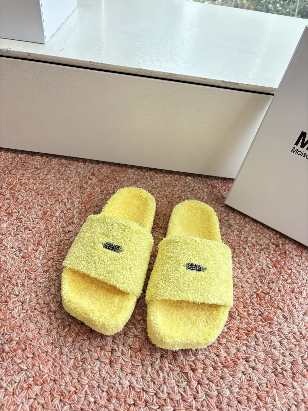 메종마르지엘라 MM6 테리 퍼 슬리퍼 상세 이미지 1