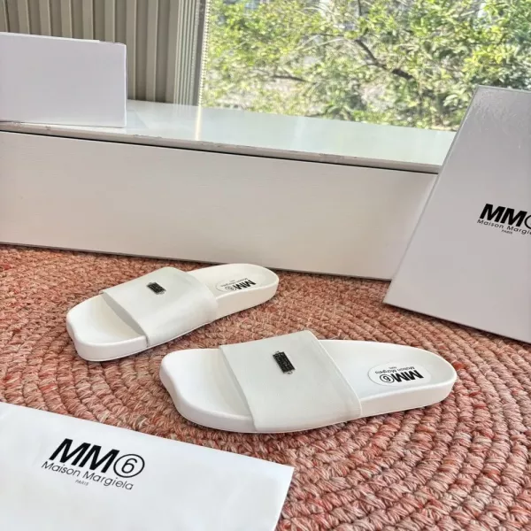 메종마르지엘라 MM6 컬러 블록 원스트랩 슬리퍼