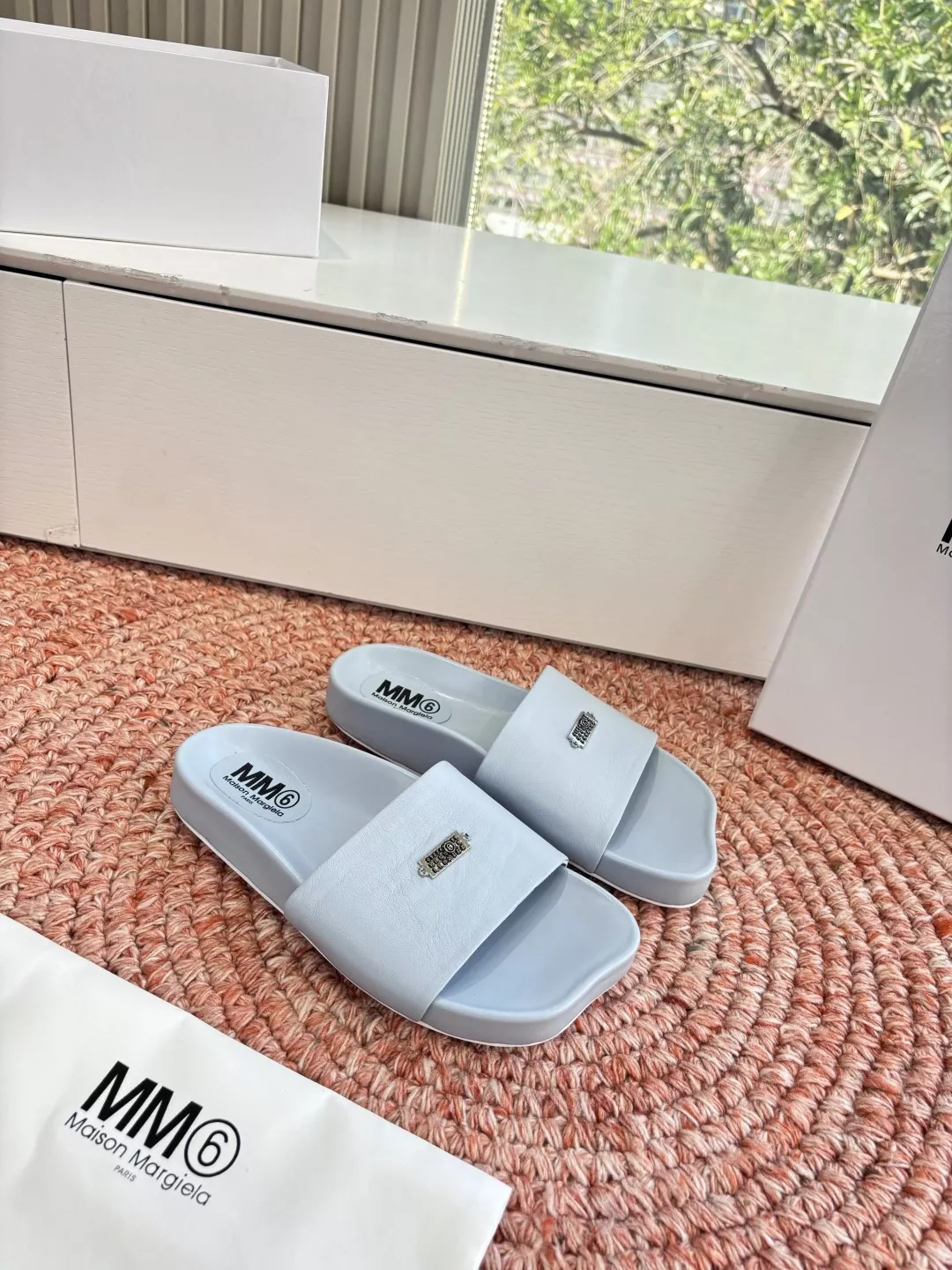 메종마르지엘라 MM6 컬러 블록 원스트랩 슬리퍼 상세 이미지 3