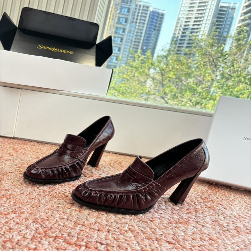 입생로랑 YSL 스몰 로고 하이힐 로퍼