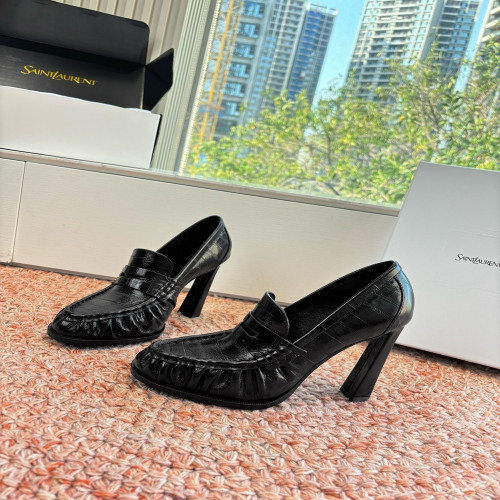 입생로랑 YSL 스몰 로고 하이힐 로퍼