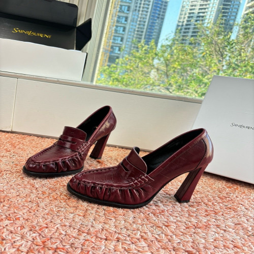 입생로랑 YSL 스몰 로고 하이힐 로퍼