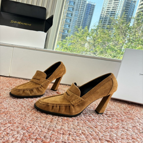 입생로랑 YSL 스몰 로고 하이힐 로퍼