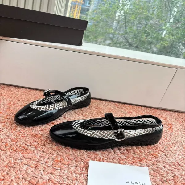 알라이아 투웨이 피시넷 캡토 뮬 샌들