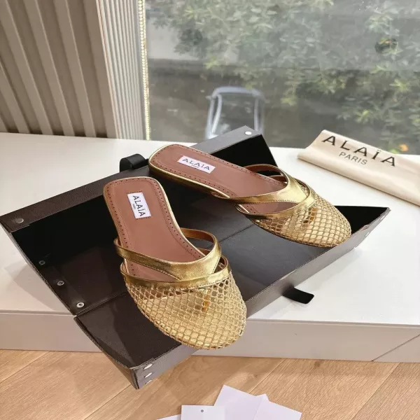 알라이아 피시넷 캡토 뮬 샌들