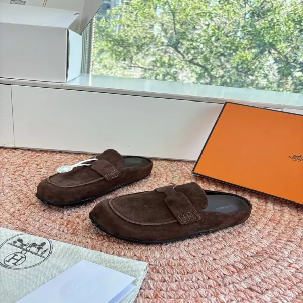 에르메스 H 버클 스웨이드 뮬 슬리퍼