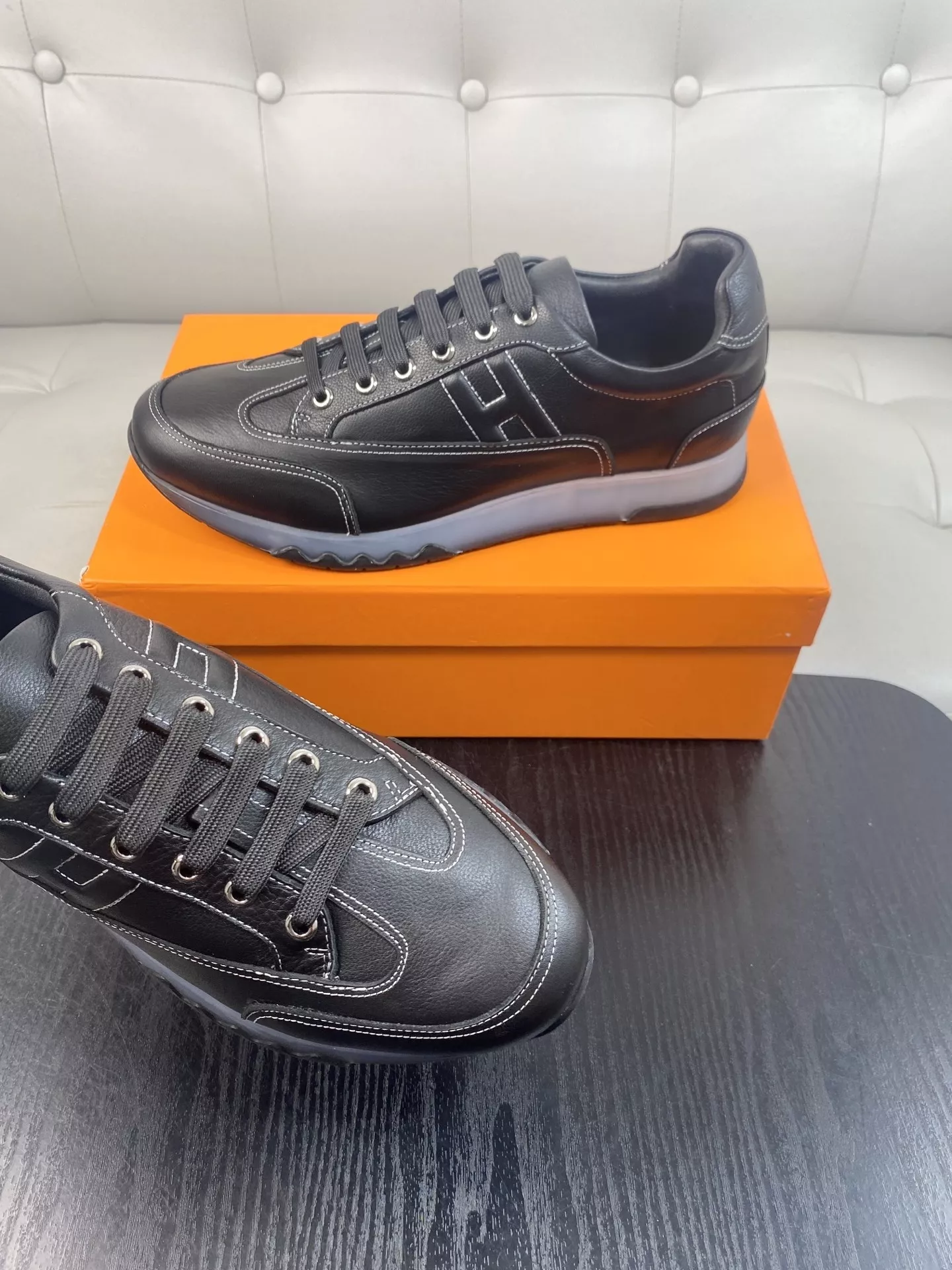 에르메스 이탈리아 수입 소가죽 로우탑 스니커즈 상세 이미지 6