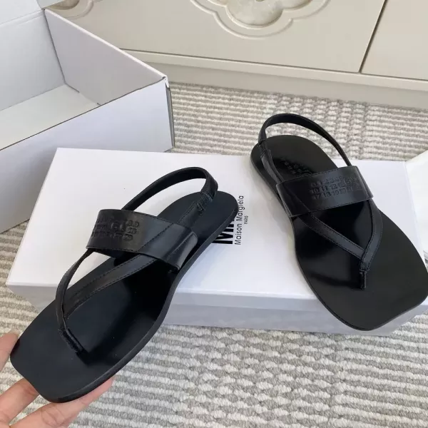 메종마르지엘라 로마 스타일 미니멀 가죽 쪼리 샌들