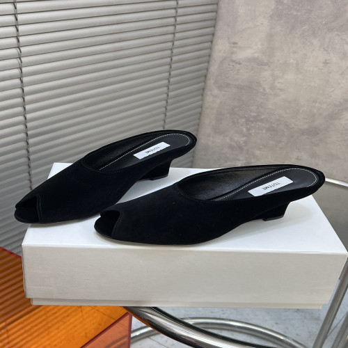 토템 스웨이드 토오픈 뮬 슬리퍼