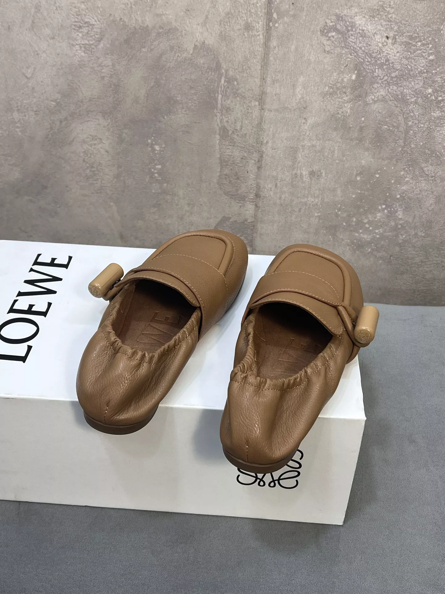 로에베 봄여름 레트로 플랫 로퍼 상세 이미지 8