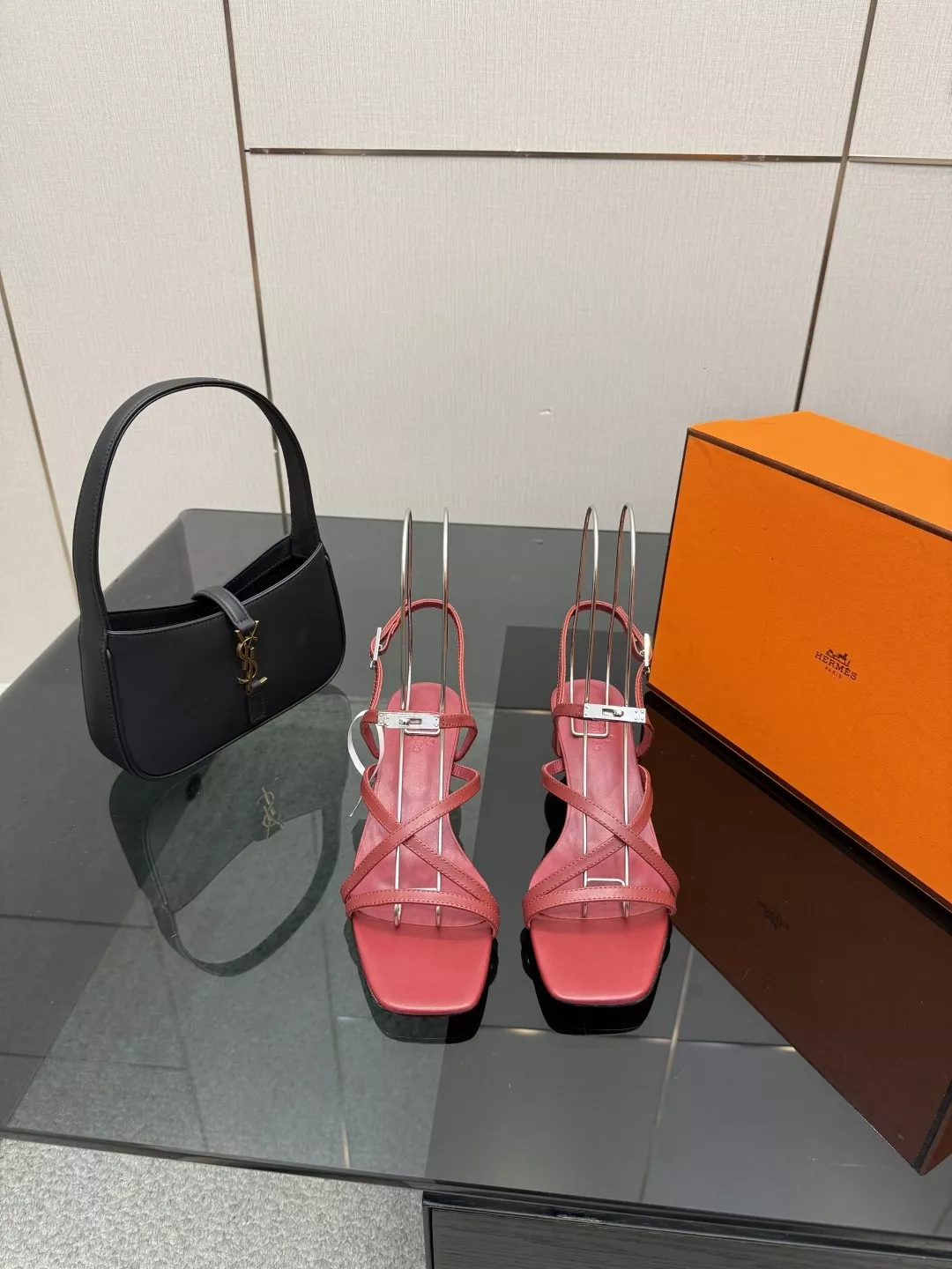 에르메스 켈리 버클 스트랩 캣힐 샌들 상세 이미지 1