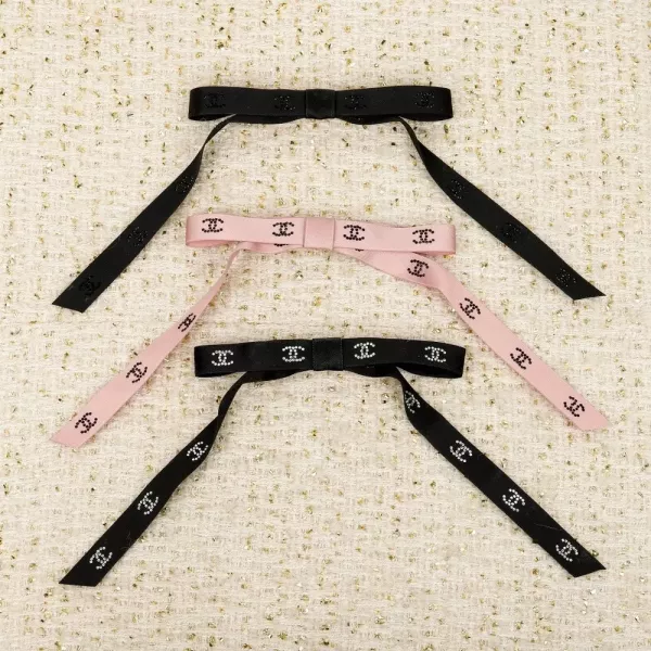 샤넬 리본 더블C 큐빅 장식 보우 헤어클립