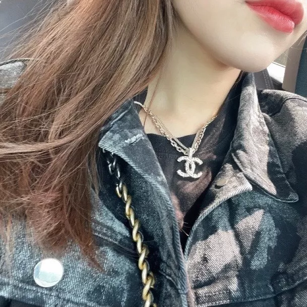 샤넬 더블 체인 더블C 펜던트 네크리스 상세 이미지 7