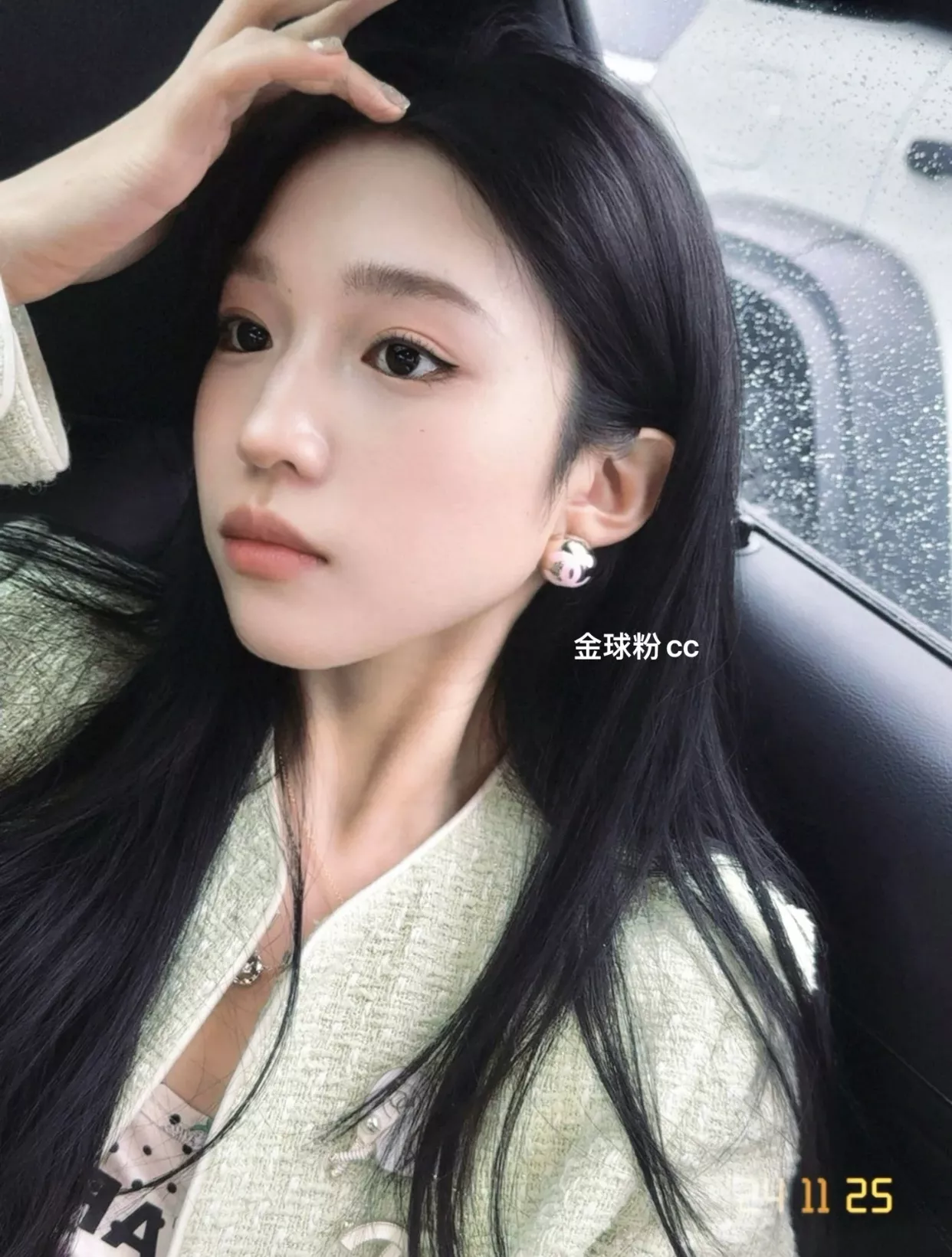 샤넬 더블C 핑크 에나멜 반구 메탈 스터드 귀걸이 상세 이미지 11