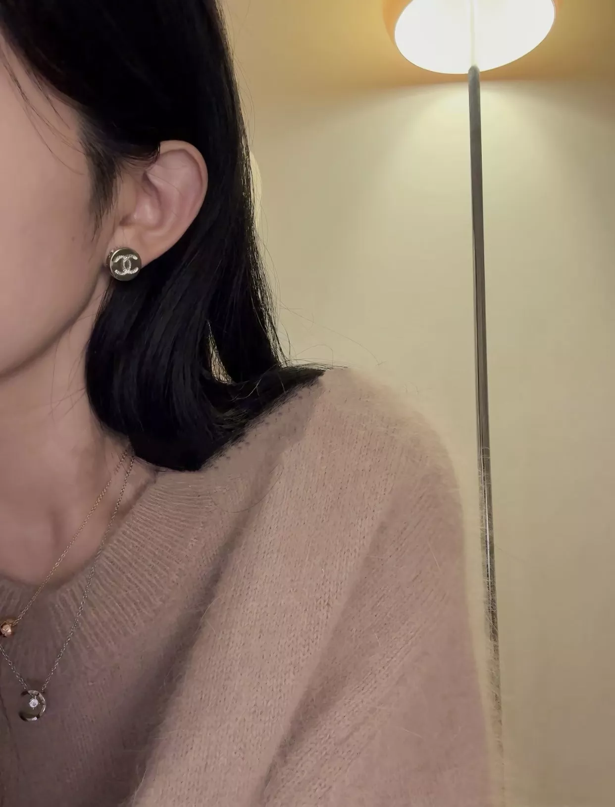 샤넬 더블C 버튼 스터드 이어링 상세 이미지 7