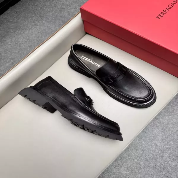 페라가모 비즈니스 가죽 페니 로퍼