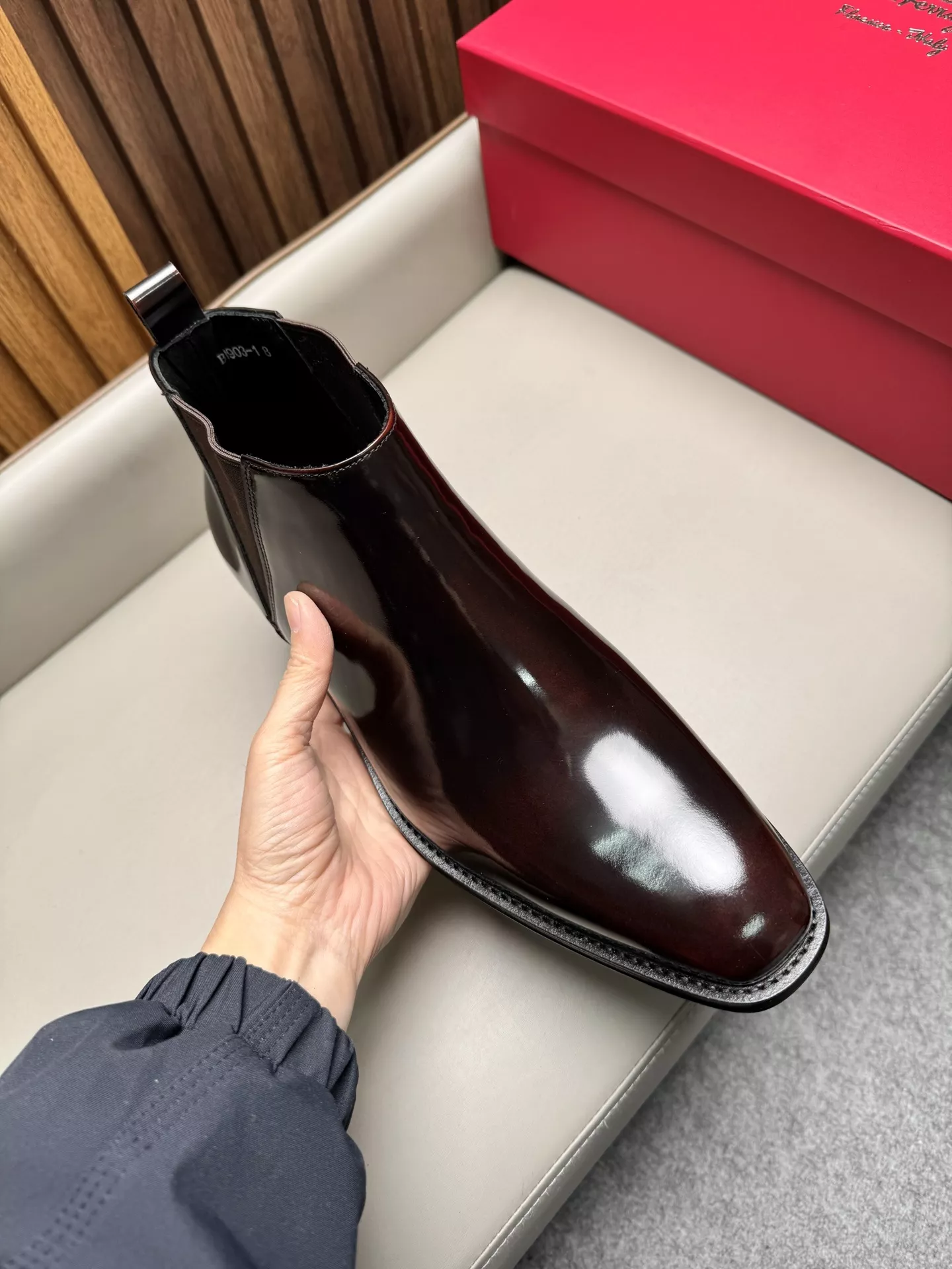 페라가모 남성 비즈니스 첼시 부츠 상세 이미지 7