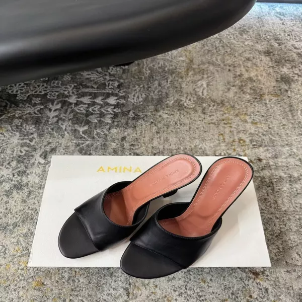 아미나무아디 26FW 런웨이 토오픈 뮬 힐