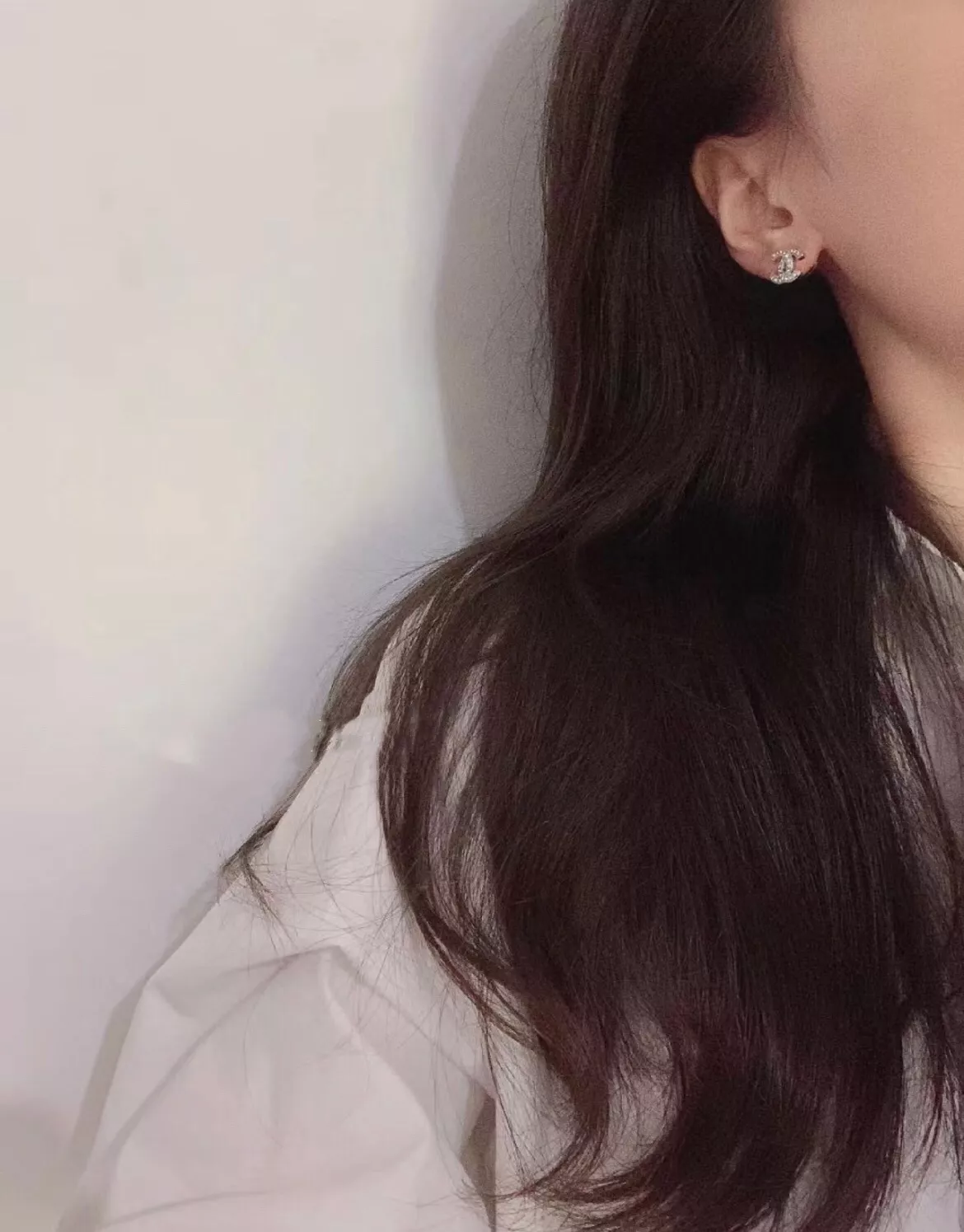 샤넬 더블C 클래식 미니 실버 스터드 귀걸이 상세 이미지 11