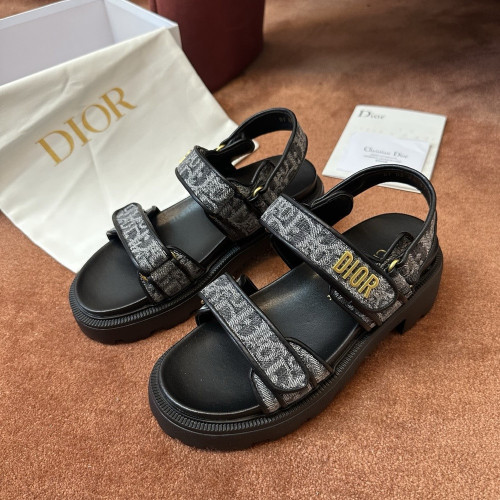 디올 로고 매직테이프 샌들