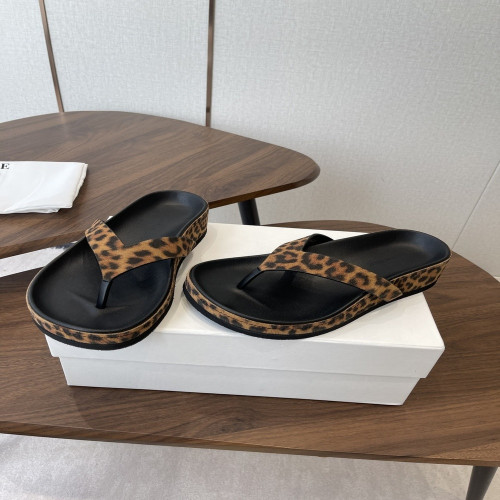 피비파일로 26SS 두꺼운 밑창 웨지 쪼리 샌들