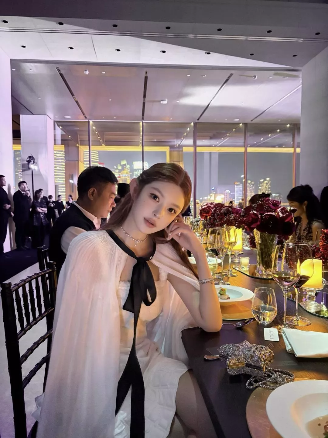 샤넬 넘버5 모티브 네크리스 상세 이미지 48